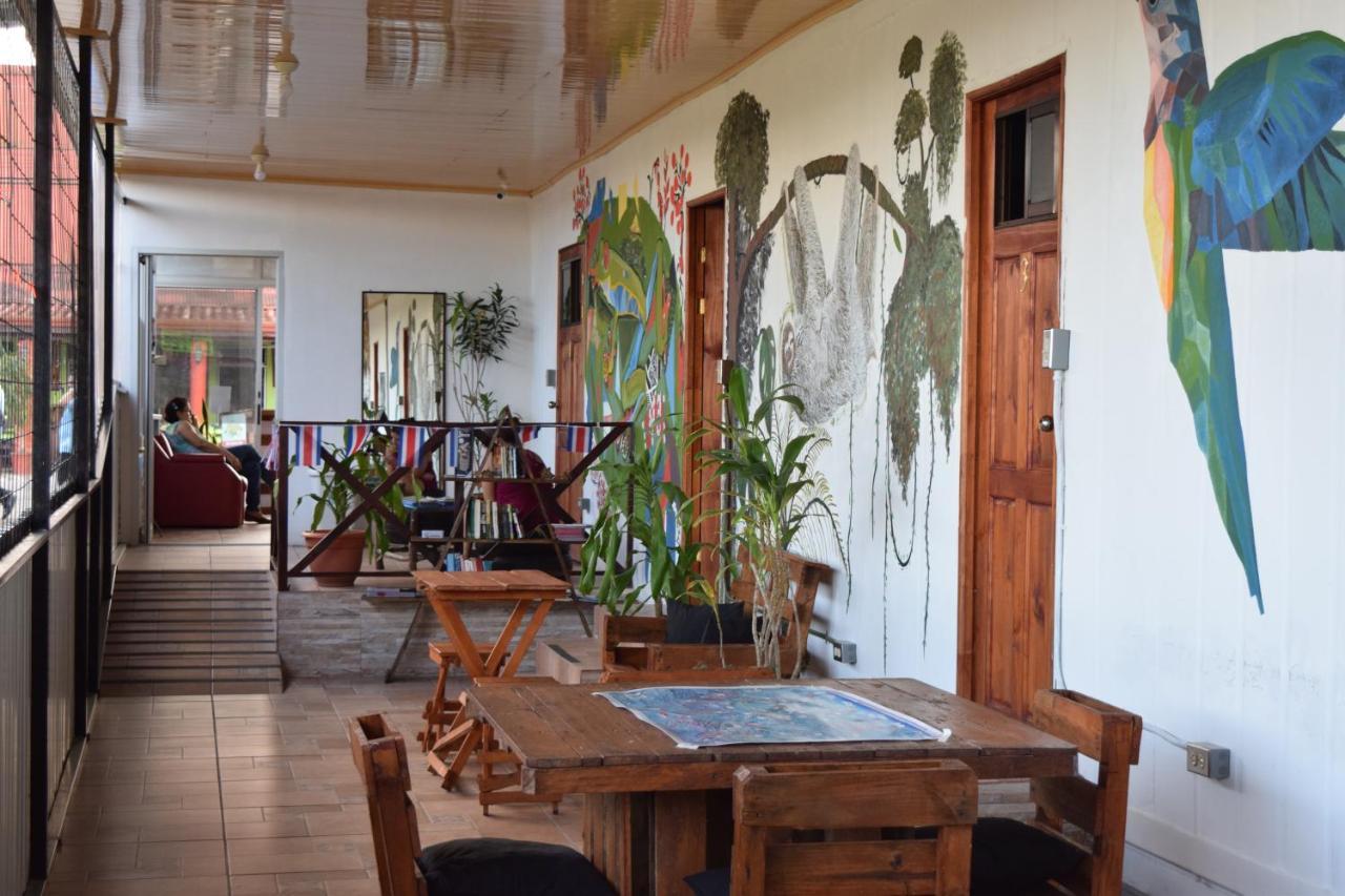 Arenal Container Hostel La Fortuna Buitenkant foto