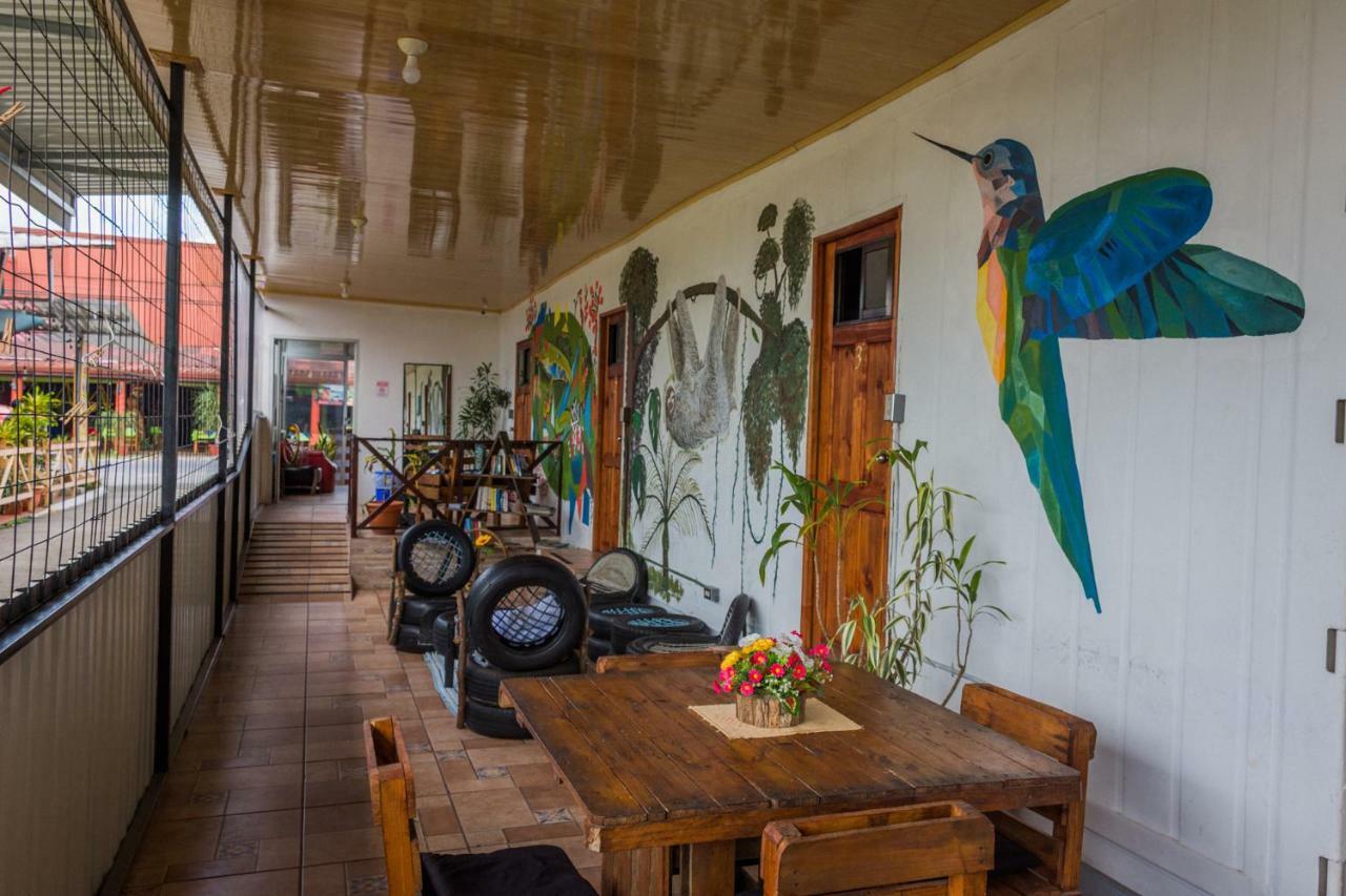 Arenal Container Hostel La Fortuna Buitenkant foto