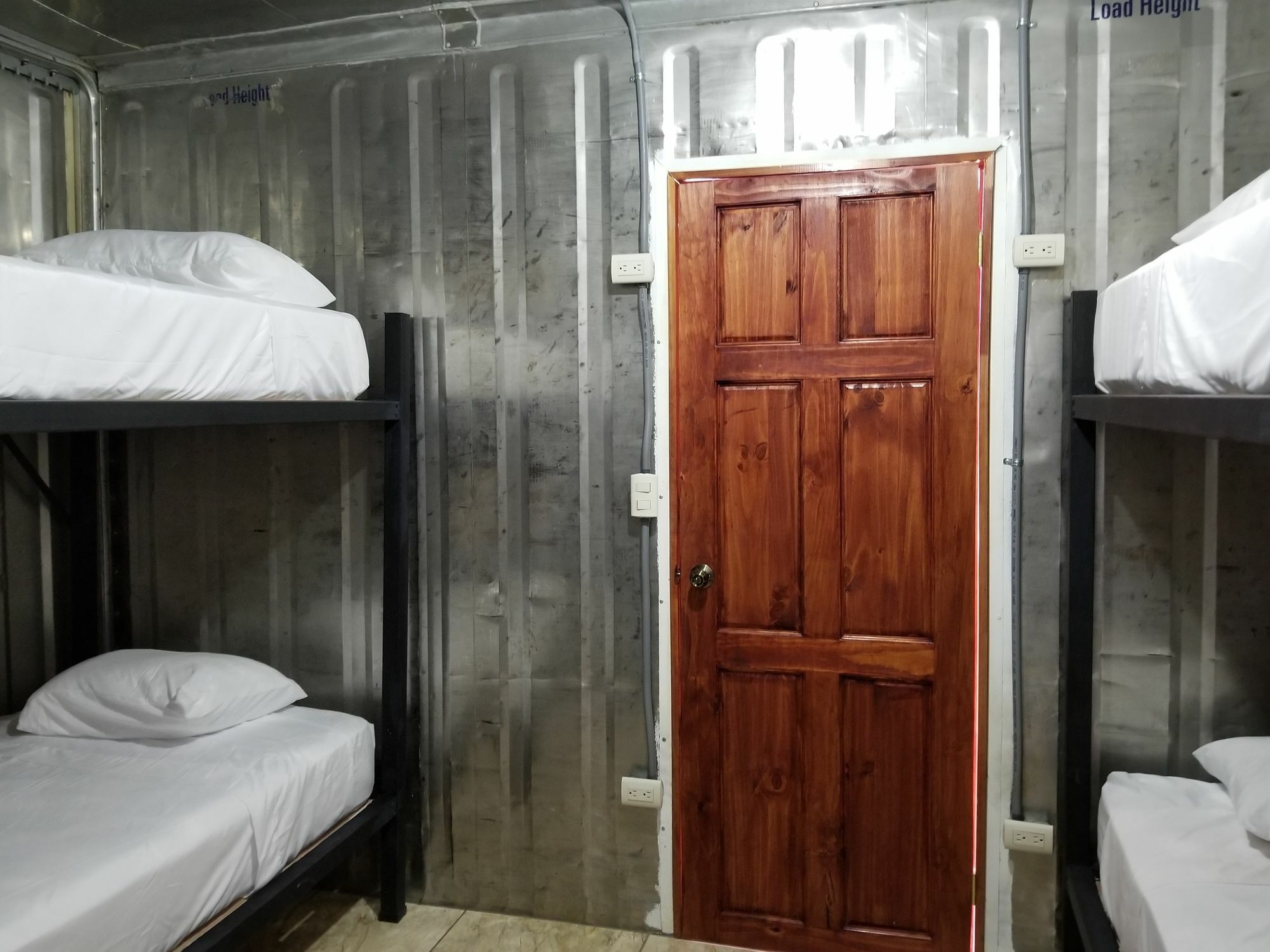 Arenal Container Hostel La Fortuna Buitenkant foto